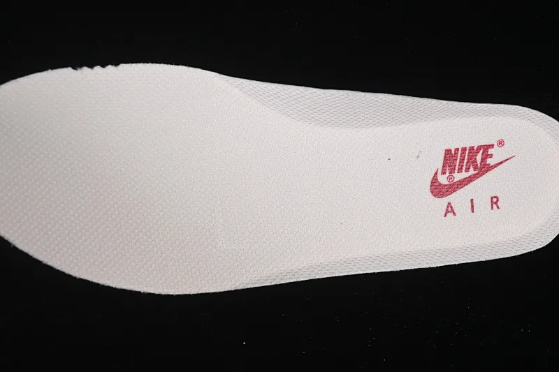 All categories Nk Air Force 1 Air Force series Nk Air Force 1 Low Air Force low-top Nike Air Force 1'07 Low Limited to the Year of the Horse, immediate success Air Force 1 low-top casual sneakers DN1688-823